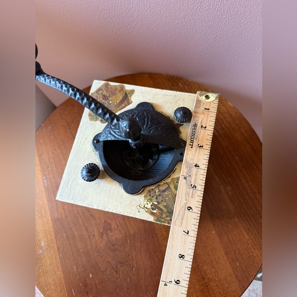 Vintage Gretchen Coffee Grinder With Drawer Cottagecore - Picture 8 of 10